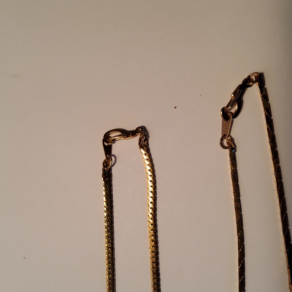 Vintage Korea goldtone necklace Lot of two - Picture 6 of 6